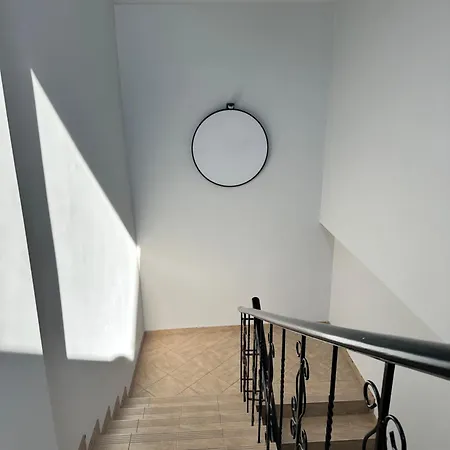 Silvia 109 Апартаменты *